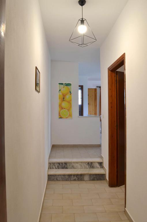 Villa Yiotevi Poros Town Zewnętrze zdjęcie