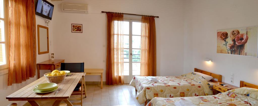 Villa Yiotevi Poros Town Zewnętrze zdjęcie