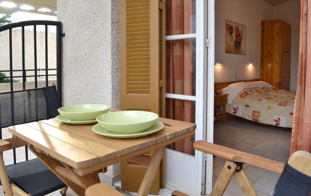 Villa Yiotevi Poros Town Zewnętrze zdjęcie
