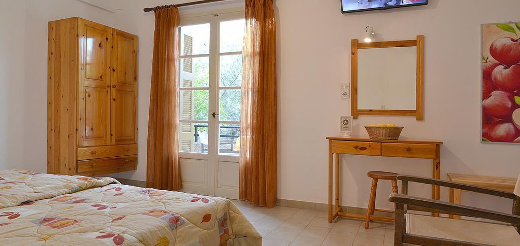 Villa Yiotevi Poros Town Zewnętrze zdjęcie
